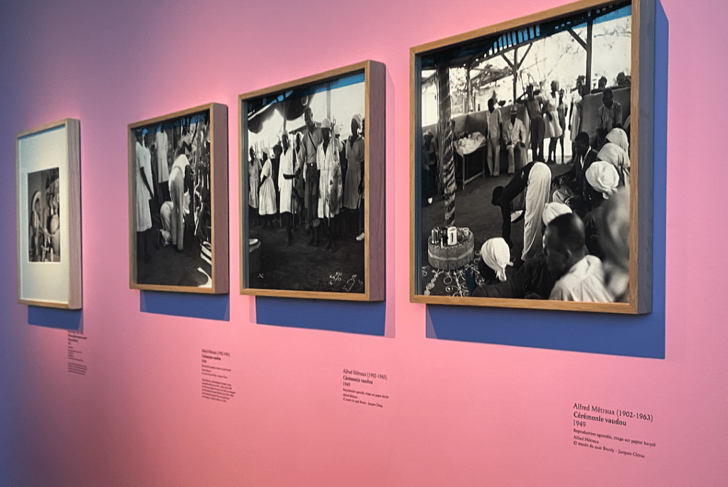 Série de photos. Zombis La mort n'est pas une fin? Musée du Quai Branly