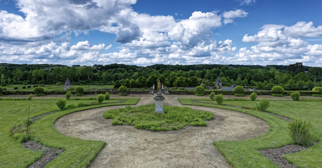 Terrasse de Leda. Château de Valmer vins et jardins. Photo : Philippe Lim